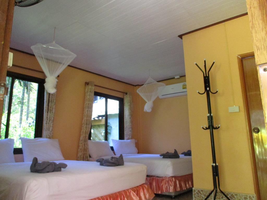 Khaosok Island Resort Khao Sok National Park Exterior photo